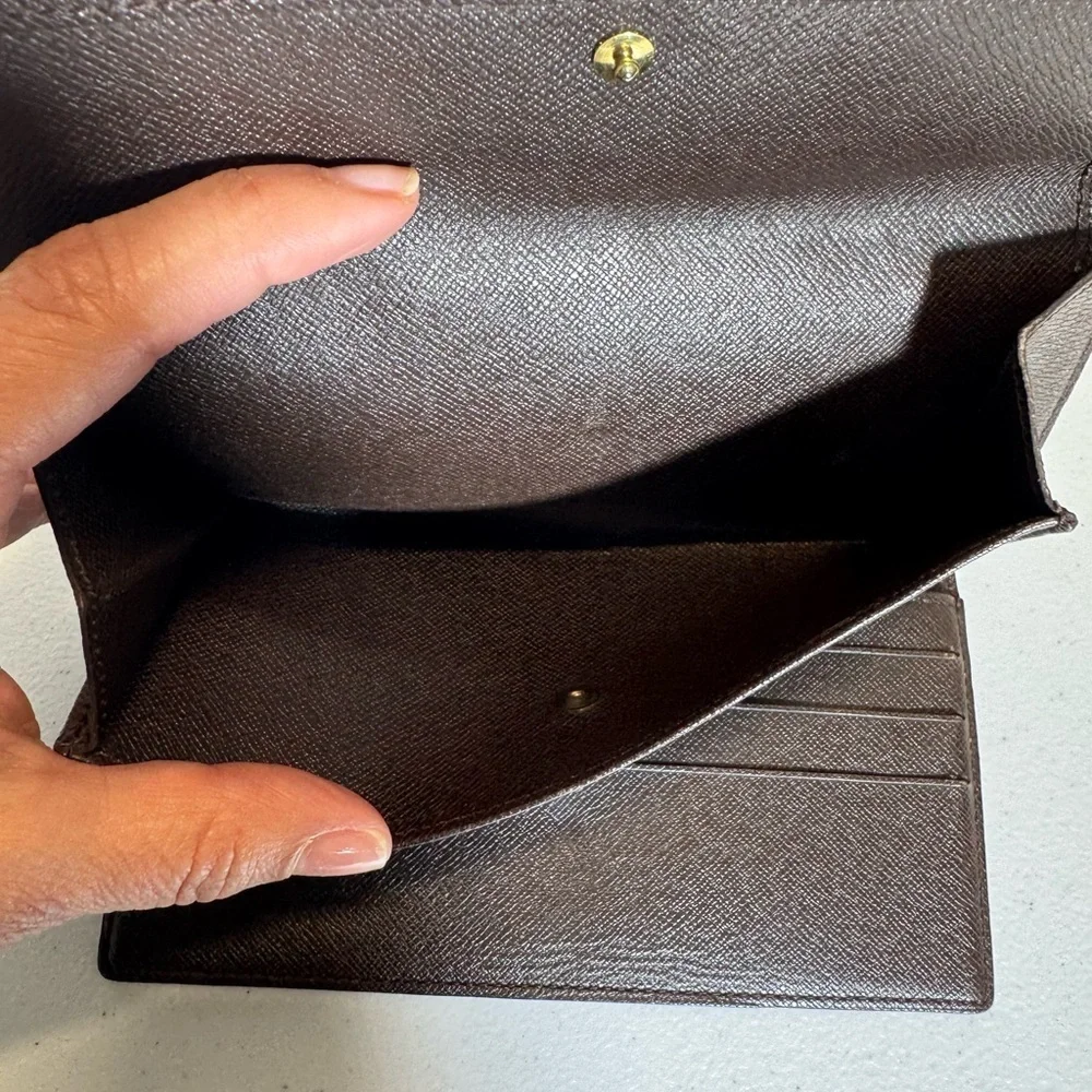 Louis Vuitton Damier Ebene Wallet - Picture 8 of 11